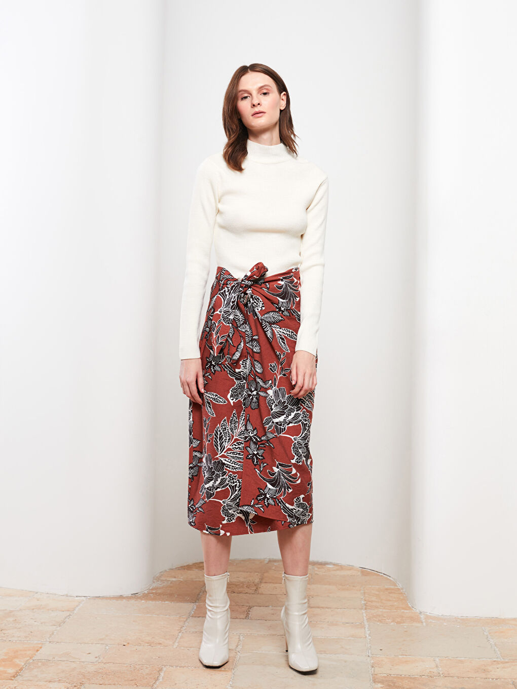 Ekru Dik Yaka Kadın Triko Kazak-1