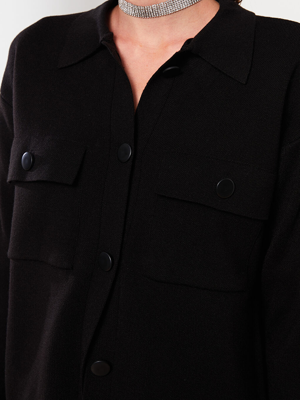 Siyah Polo Yaka Düz Uzun Kollu Pike Kadın Hırka-3