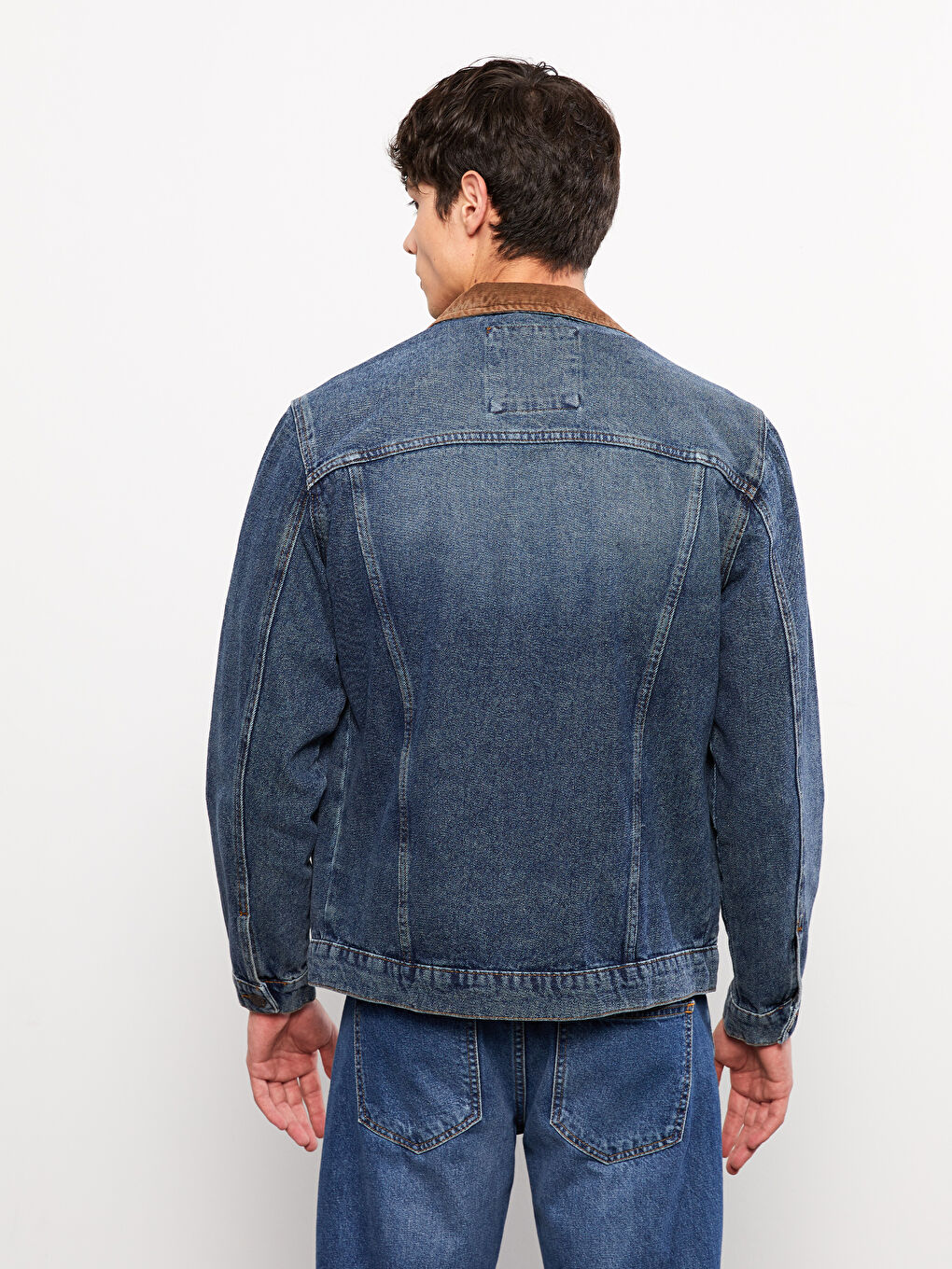 Standard Fit Men's Denim Jacket-4