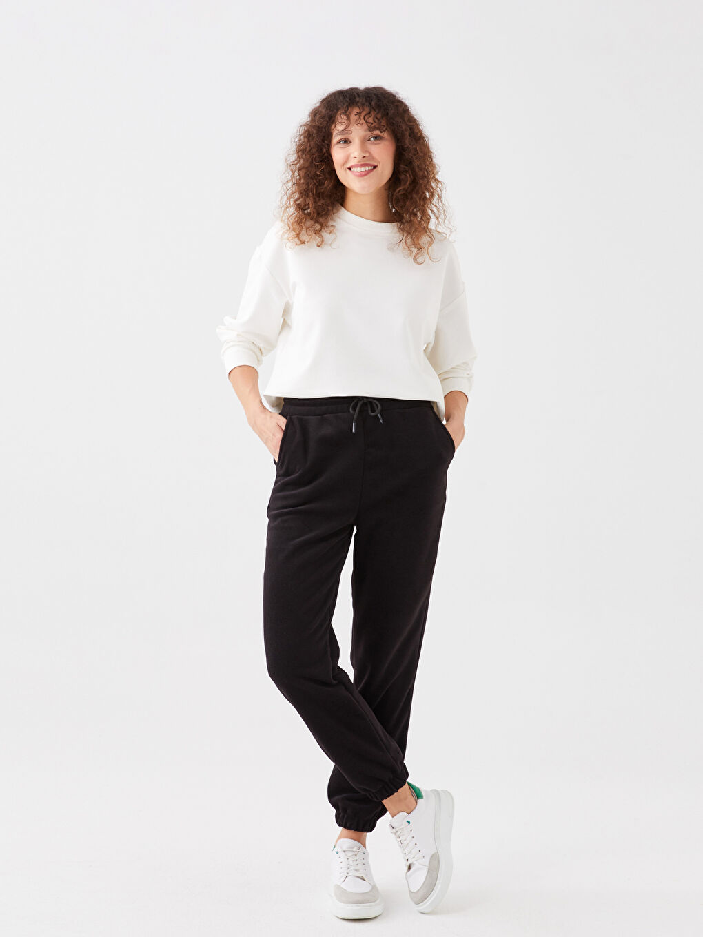 Siyah Beli Lastikli Düz Polar Kadın Jogger Eşofman Altı