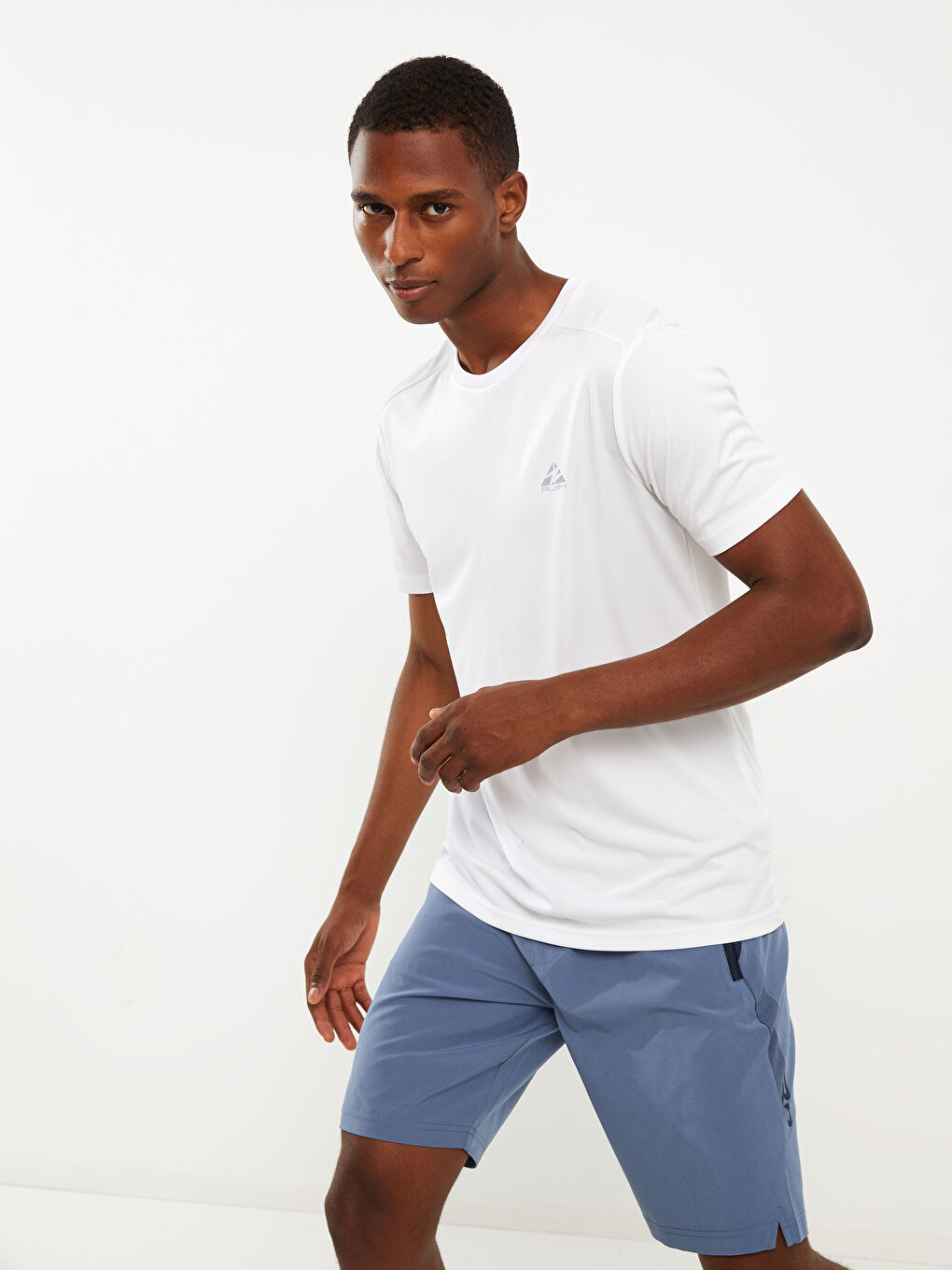 Beyaz Bisiklet Yaka Kısa Kollu Baskılı Erkek Tişört-1