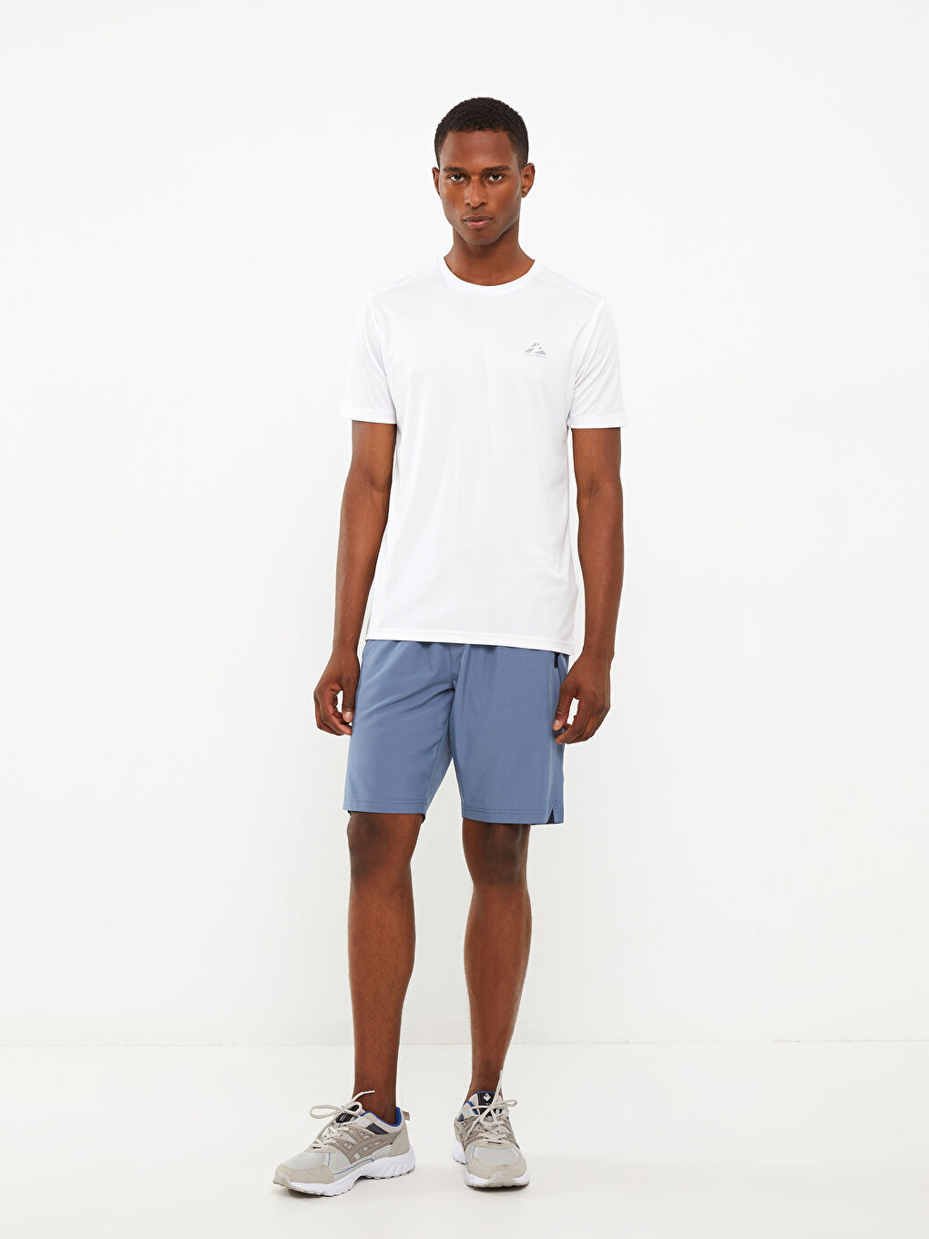 Beyaz Bisiklet Yaka Kısa Kollu Baskılı Erkek Tişört-2