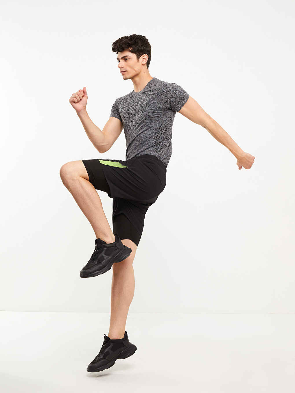 XSIDE ACTIVE Slim Fit Erkek Taytlı Şort -W28429Z8-CVL