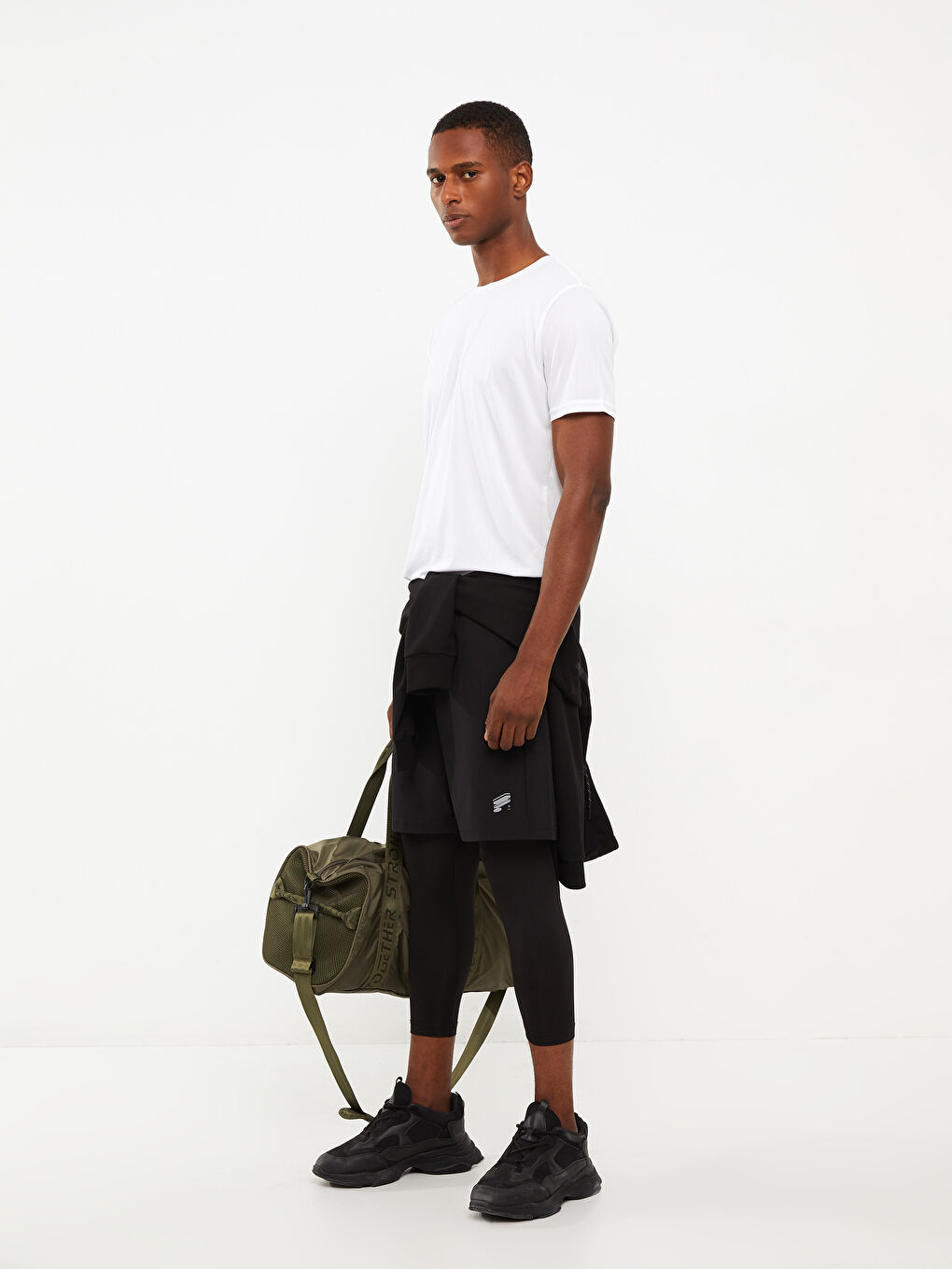 Beyaz Bisiklet Yaka Kısa Kollu Erkek Spor Tişört-2