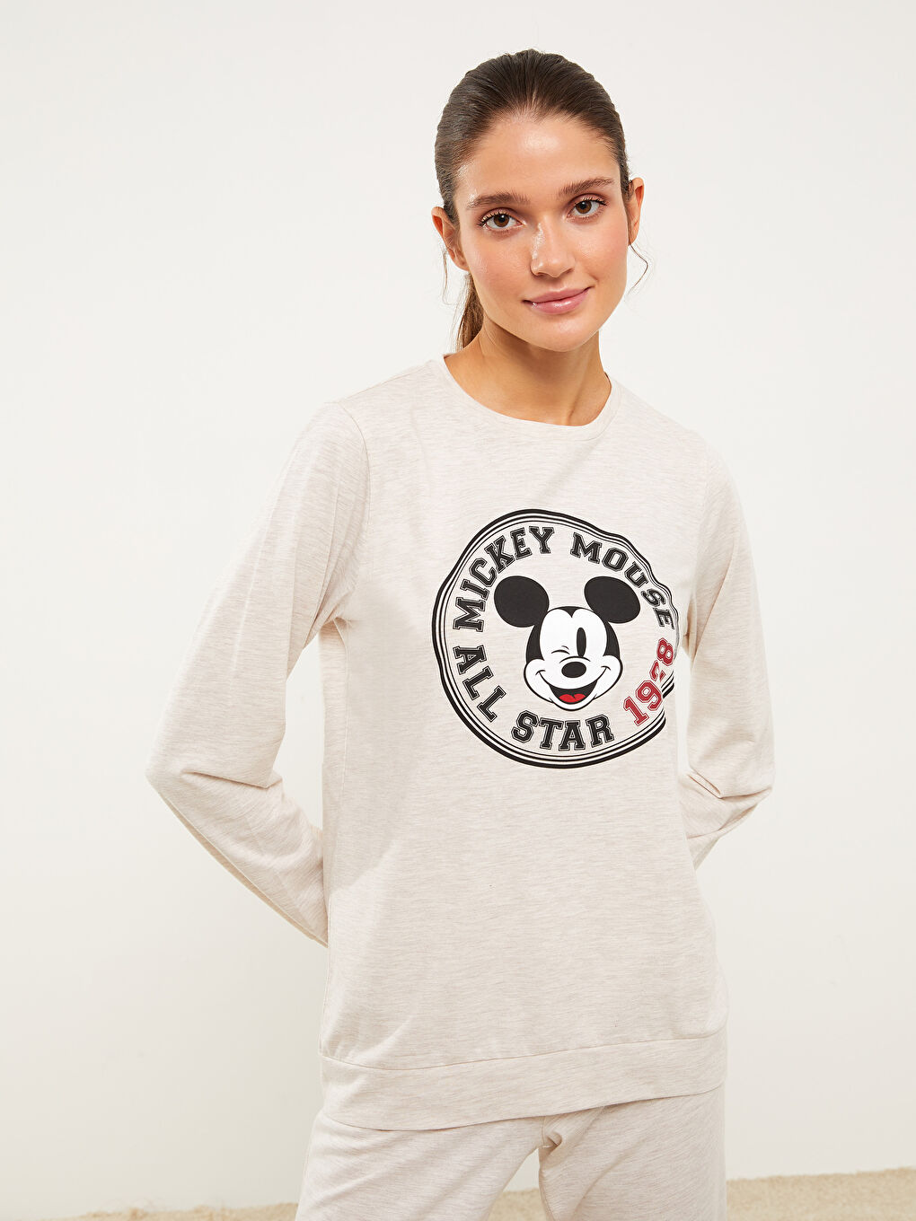 LCW Young Yulaf Beji Melanj Bisiklet Yaka Mickey Mouse Baskılı Uzun Kollu Kadın Pijama Takımı - 1