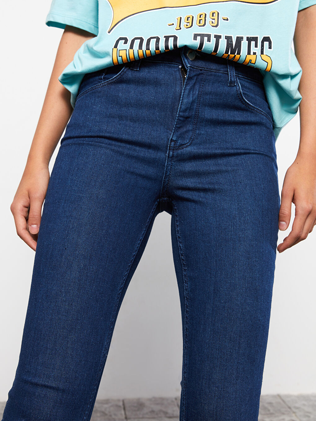 Jean Mercure à Taille Normale, Coupe Moulante, Détails Poches Droites pour Femmes Rodeo-2