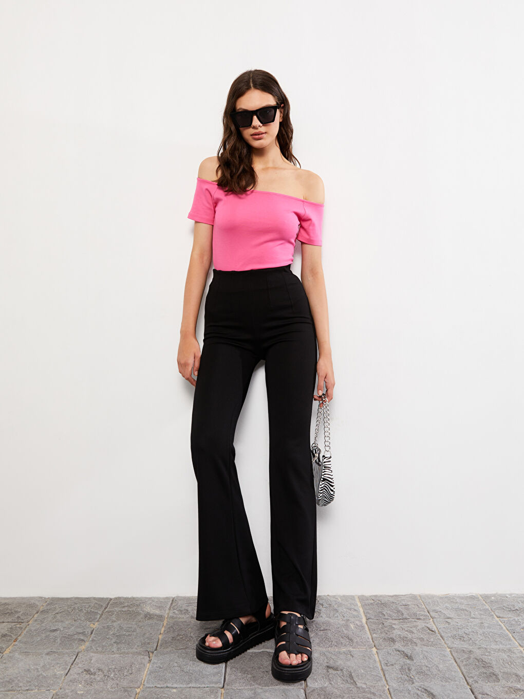 Siyah Dar Fit Düz İspanyol Paça Kadın Pantolon