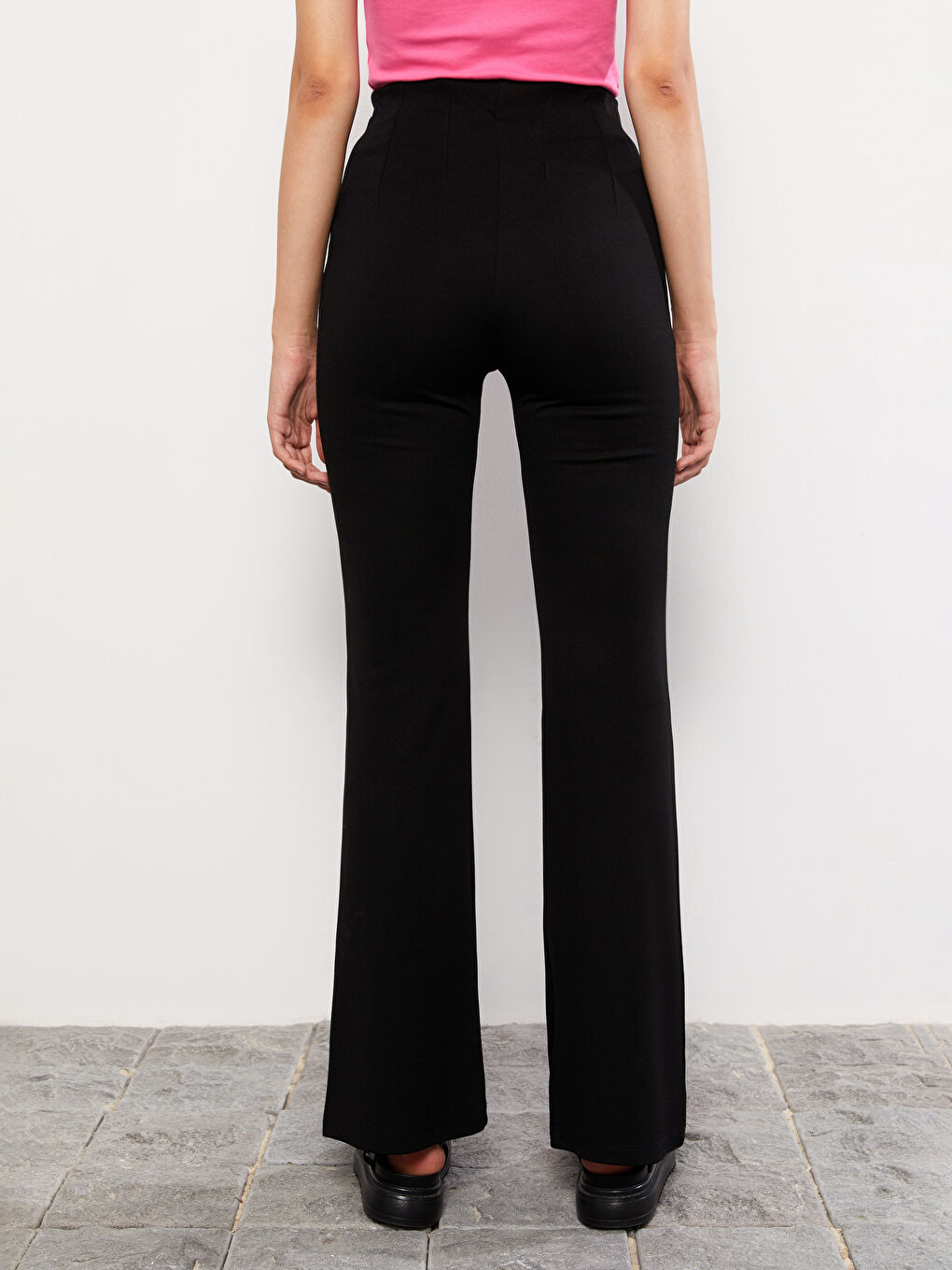 Siyah Dar Fit Düz İspanyol Paça Kadın Pantolon-4