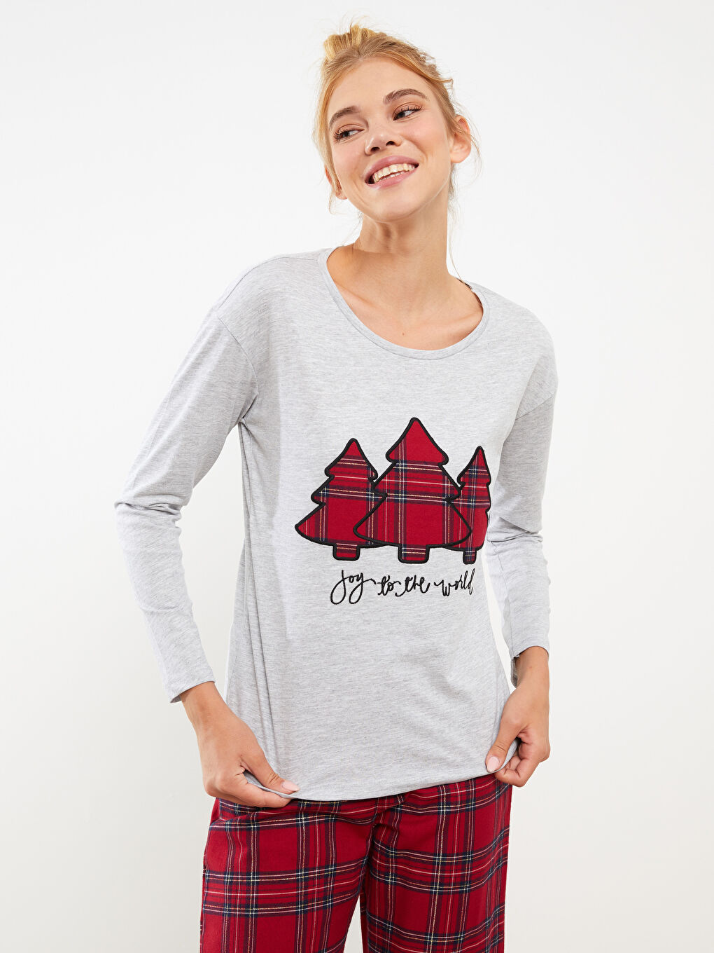 Crew Neck New Year Themed Long Sleeve Poplin Women's Pajama Set -W28605Z8-LPA
