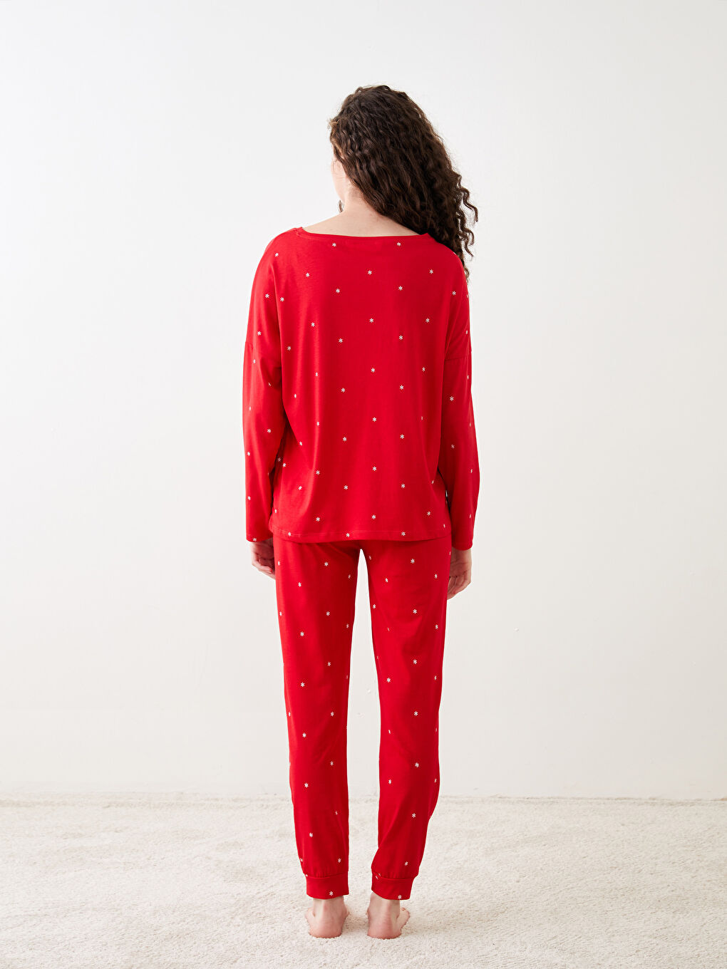 LCW DREAM Christmas Themed Long Sleeve Women's Pajama Set -W28609Z8-LTQ