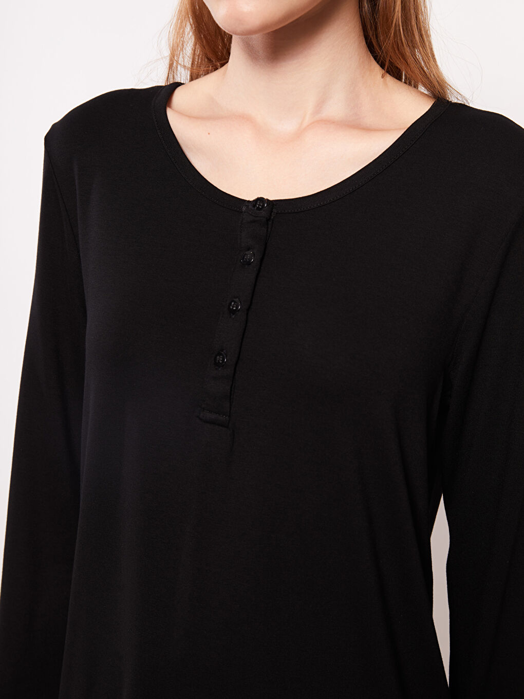 Siyah Bisiklet Yaka Düz Uzun Kollu Kadın Pijama Üst-4