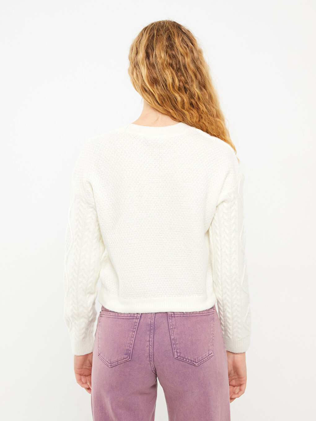 Ekru Bisiklet Yaka Kendinden Desenli Uzun Kollu Kadın Triko Kazak-4