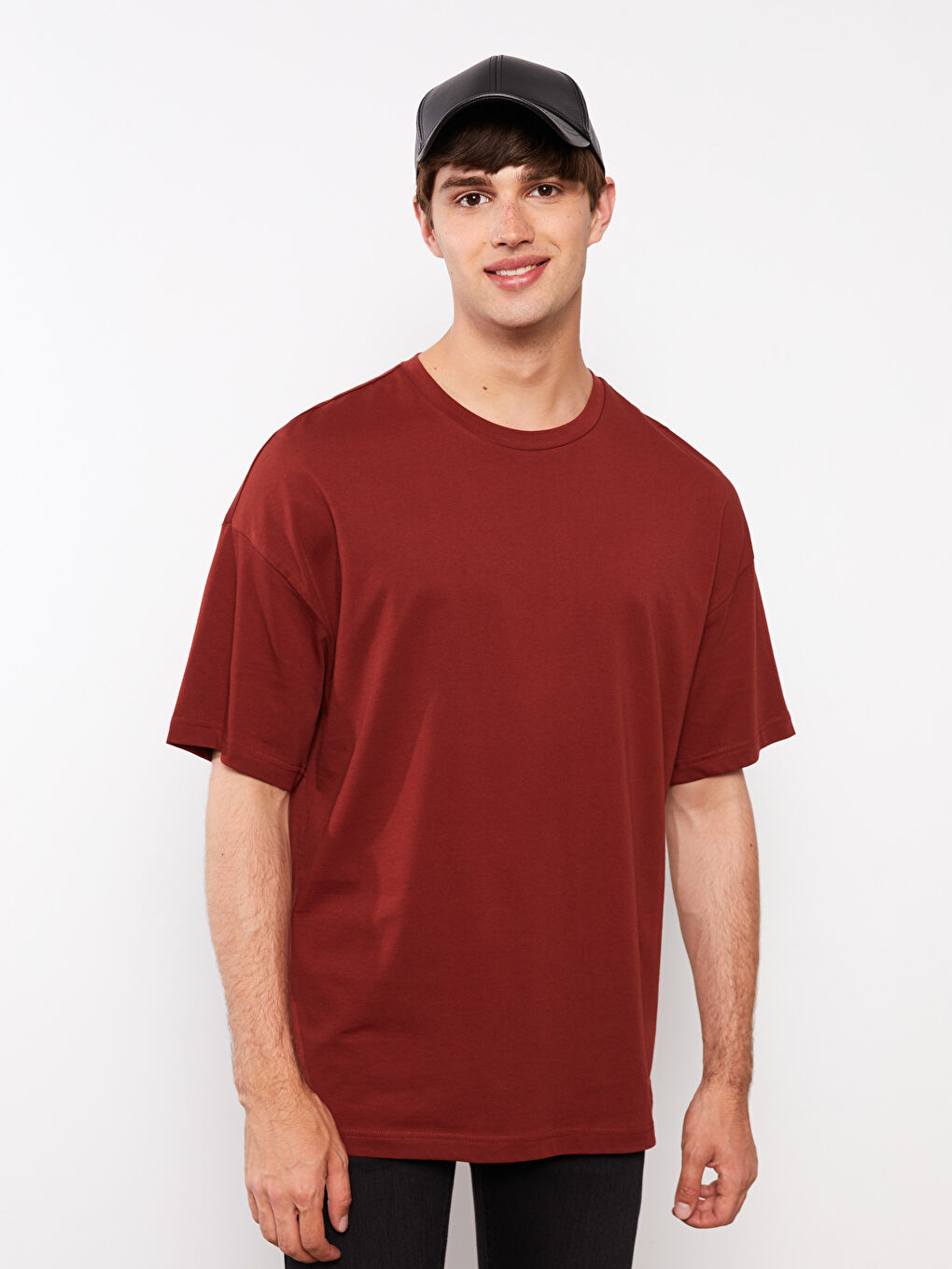 LCW Casual Bordo Oversize Bisiklet Yaka Kısa Kollu Penye Erkek Tişört - 1