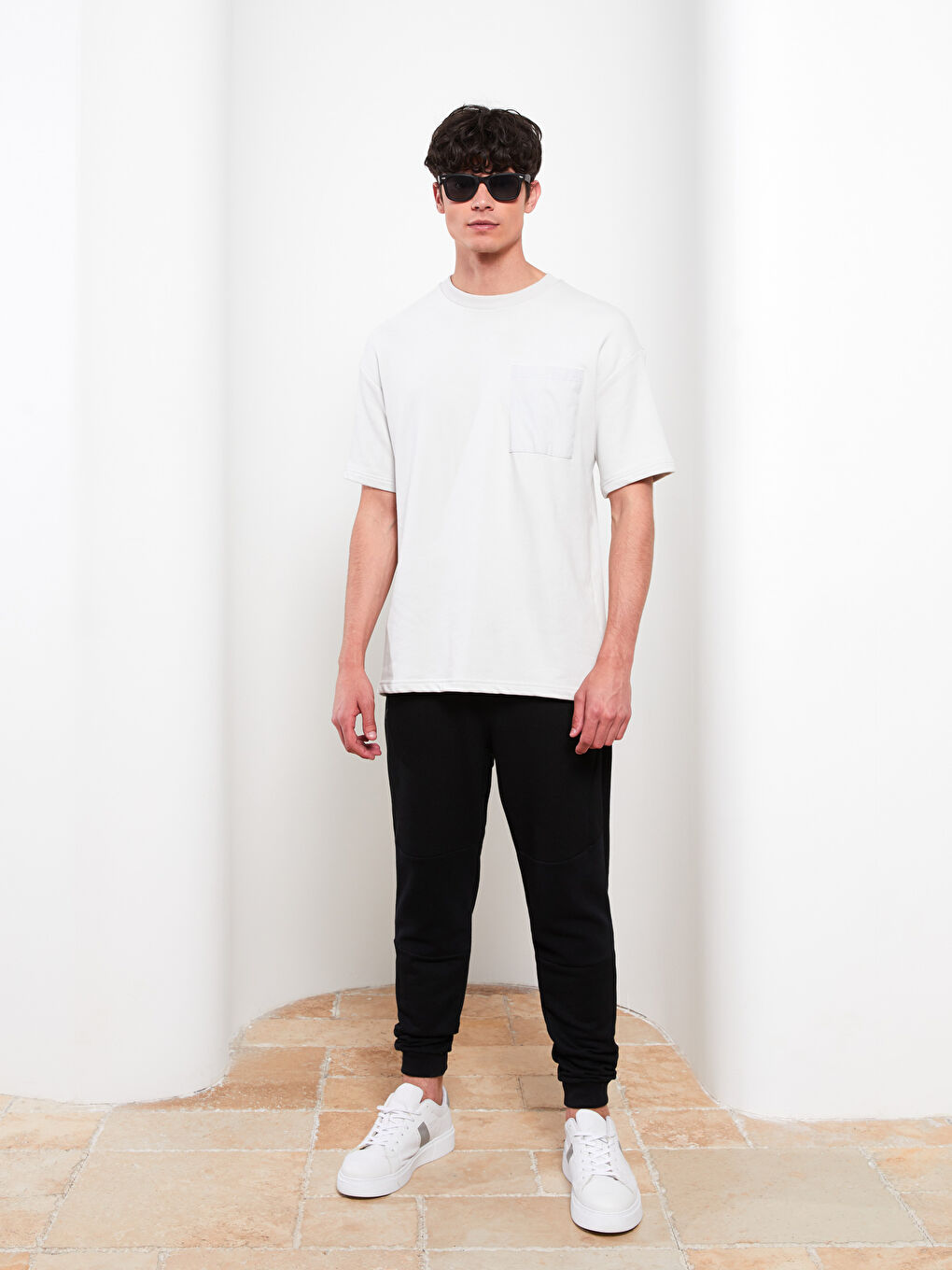 بنطلون رياضي رفيع للرجال-1