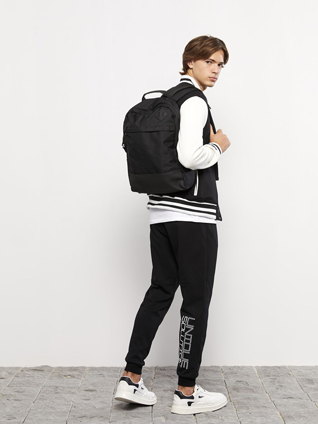 Siyah Dar Kalıp Erkek Eşofman Altı