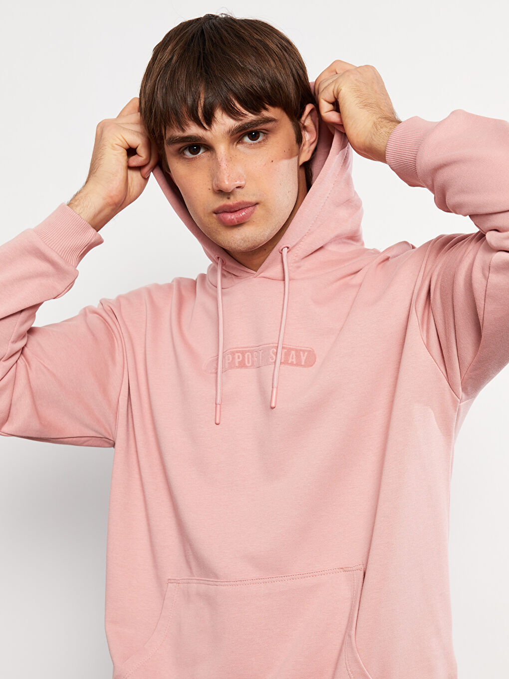 LCW Casual Pembe Uzun Kollu Baskılı Erkek Hoodie - 1