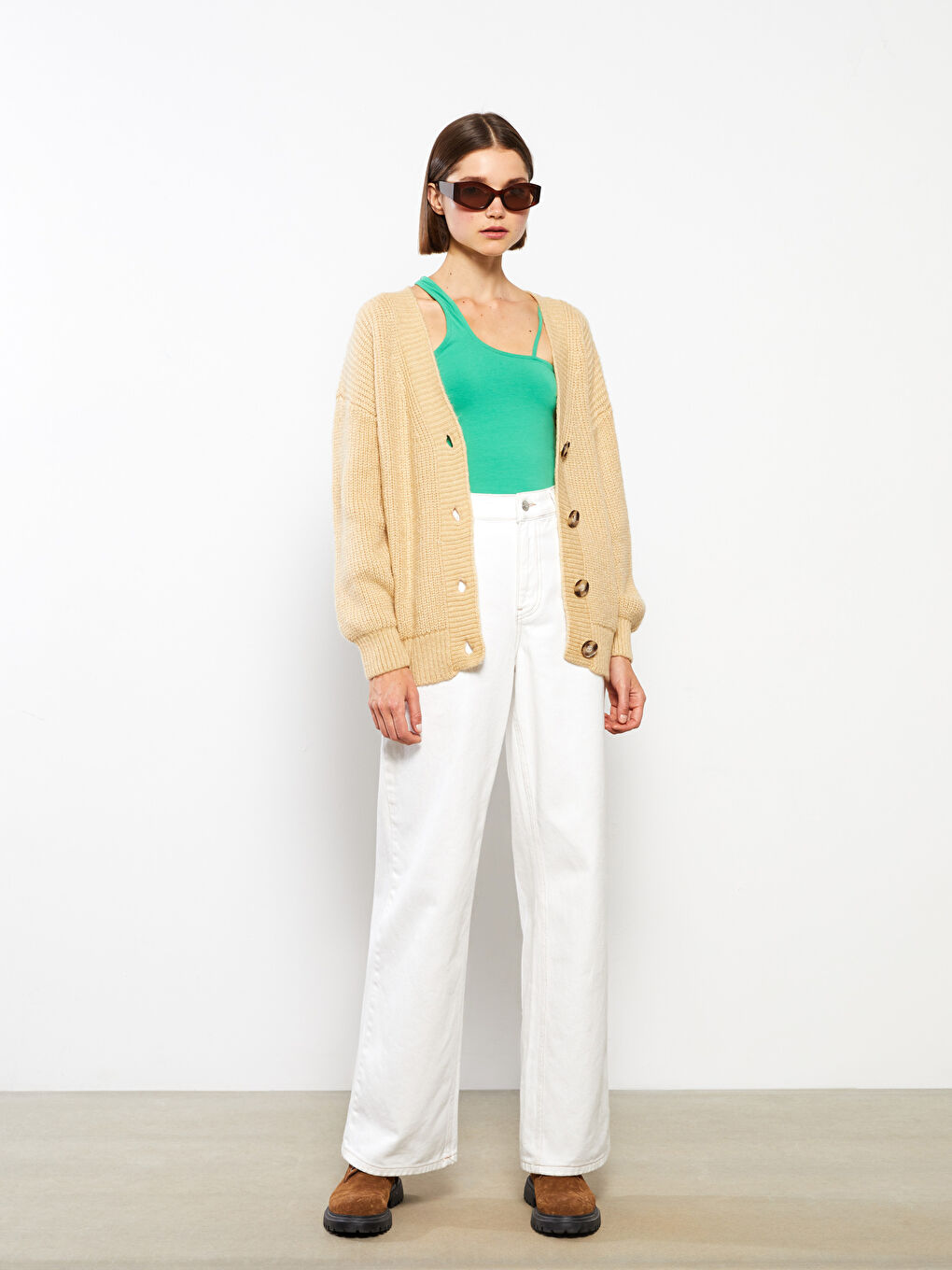 Kahverengi V Yaka Kadın Triko Hırka-3