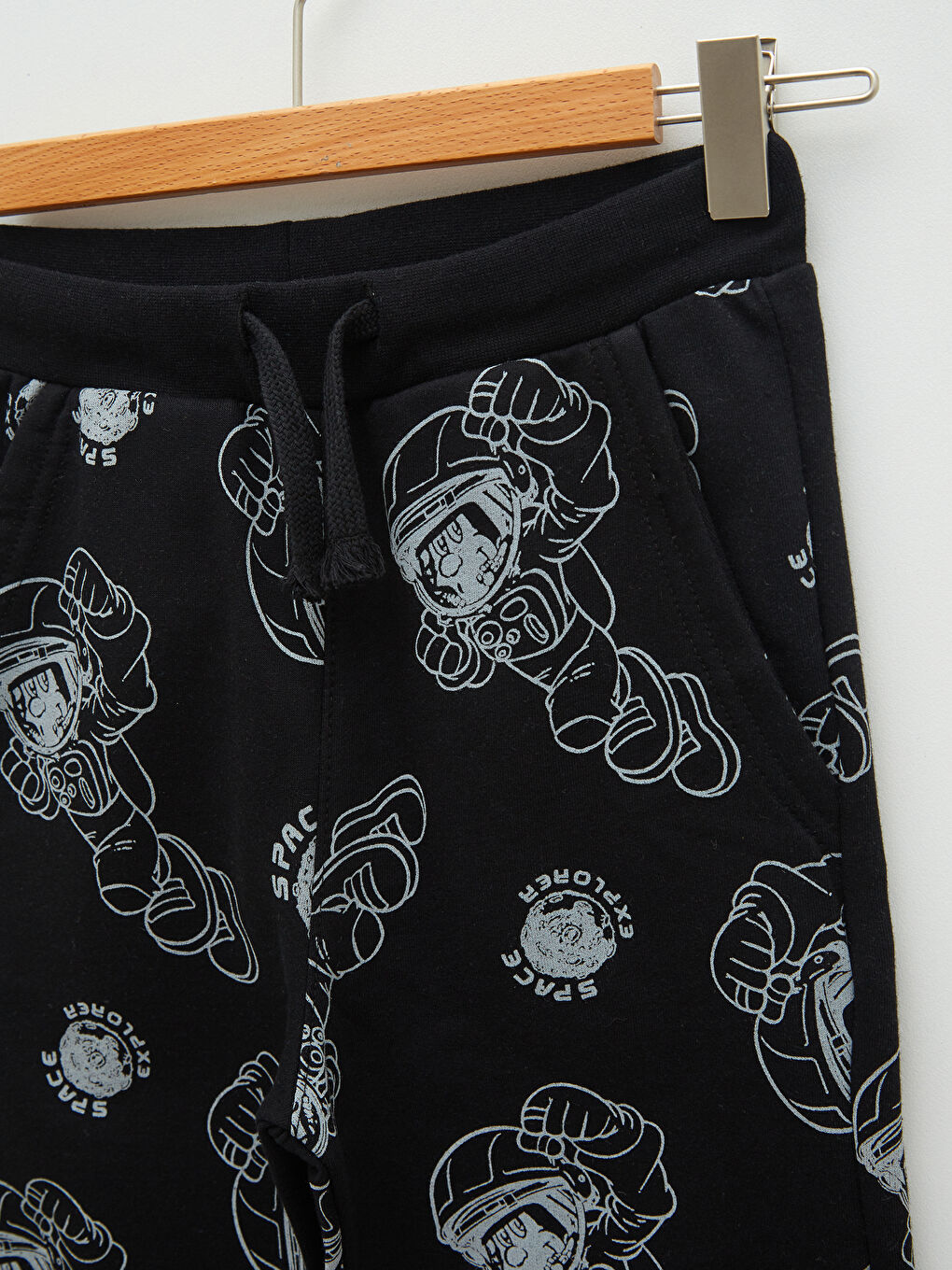 LC Waikiki Elastic Waistband Nostalgic Monkey Printed Boys' Jogger Sweatpants -W28700Z4-LQJ