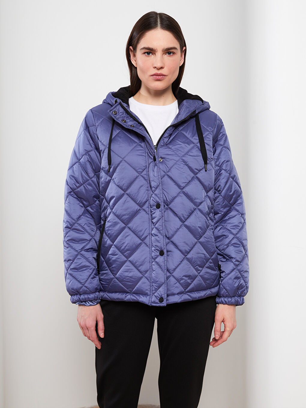 İndigo Kapüşonlu Kapitone Desenli Uzun Kollu Kadın Şişme Mont-2