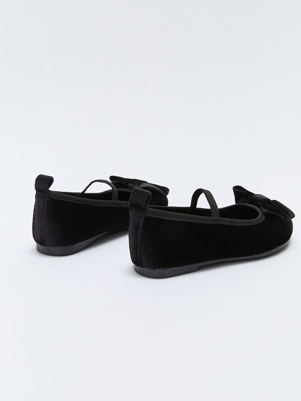 Siyah Fiyonk Detaylı Kız Çocuk Babet-4