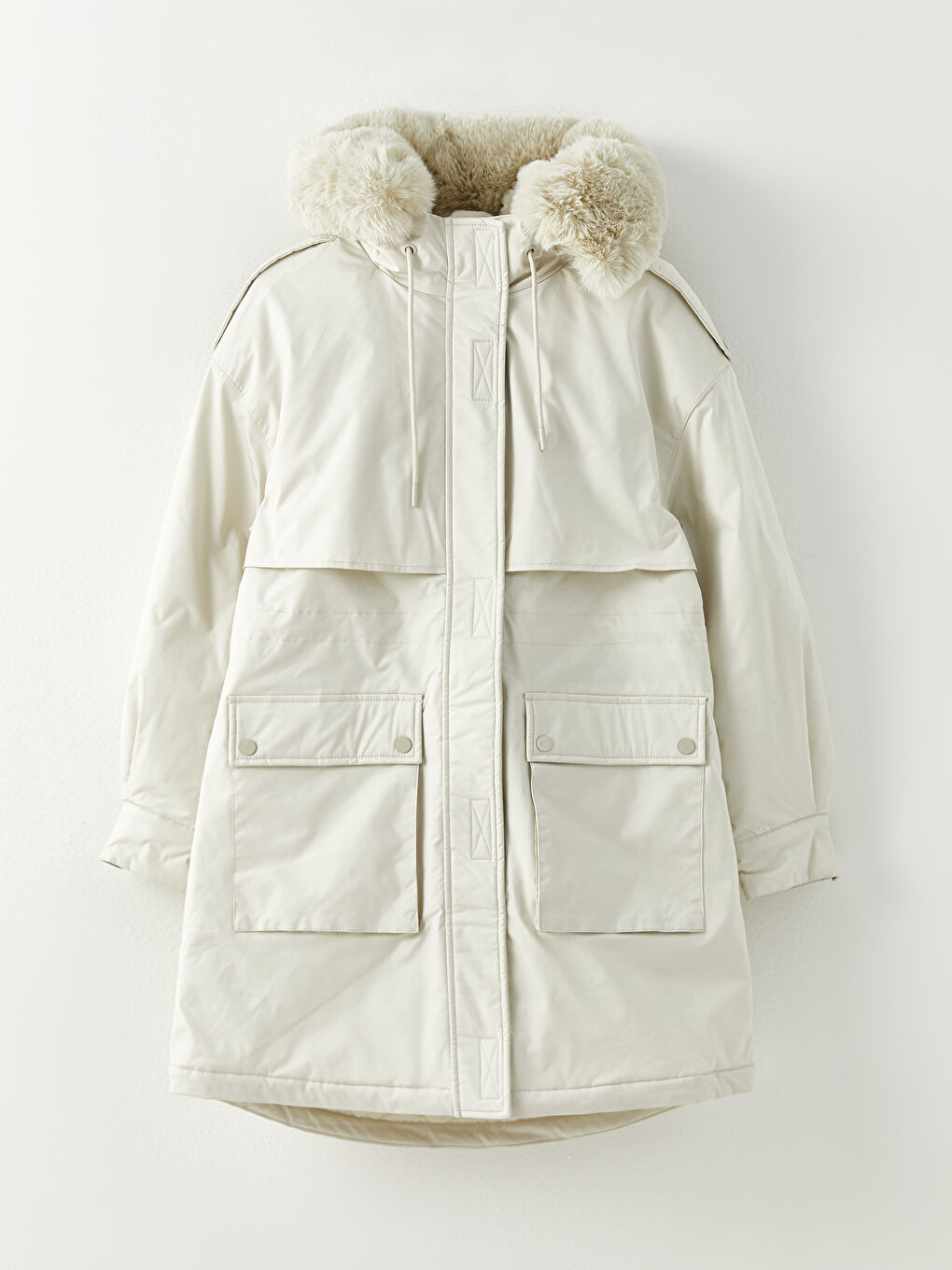 Bej Kürk Detaylı Kapüşonlu Düz Uzun Kollu Kadın Parka-6