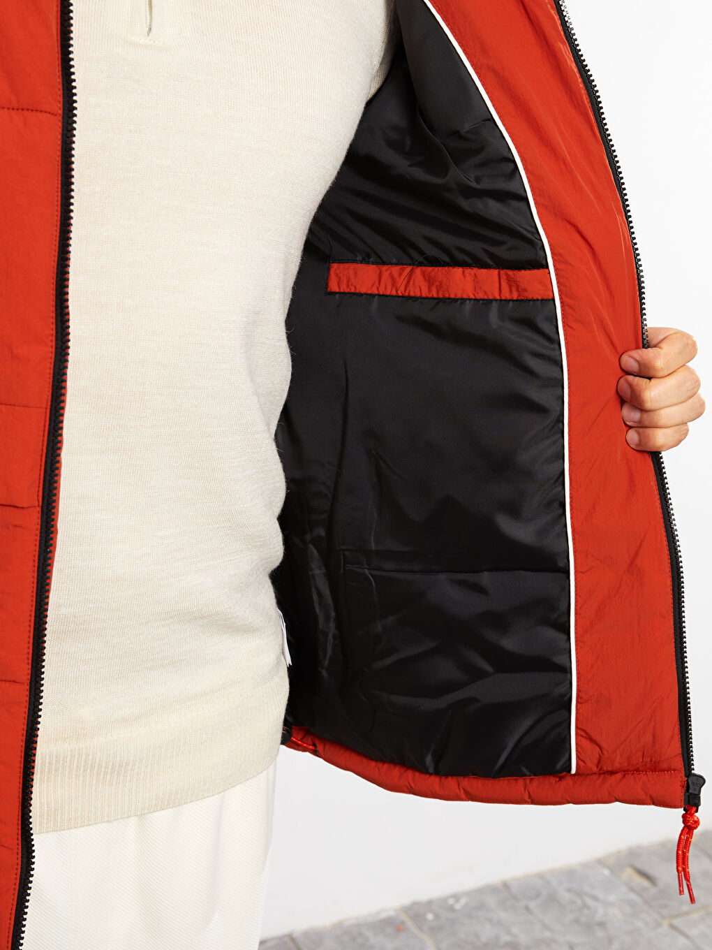 Turuncu Standart Kalıp Kapüşonlu Erkek Şişme Mont-3