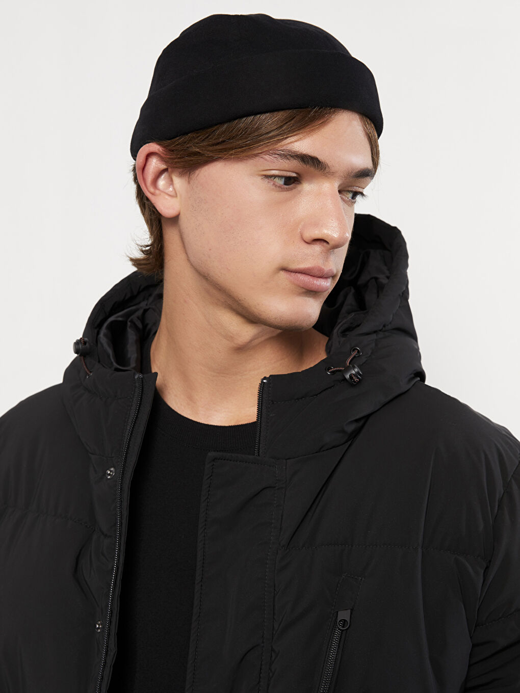 Siyah Standart Kalıp Kapüşonlu Kalın Erkek Mont-2