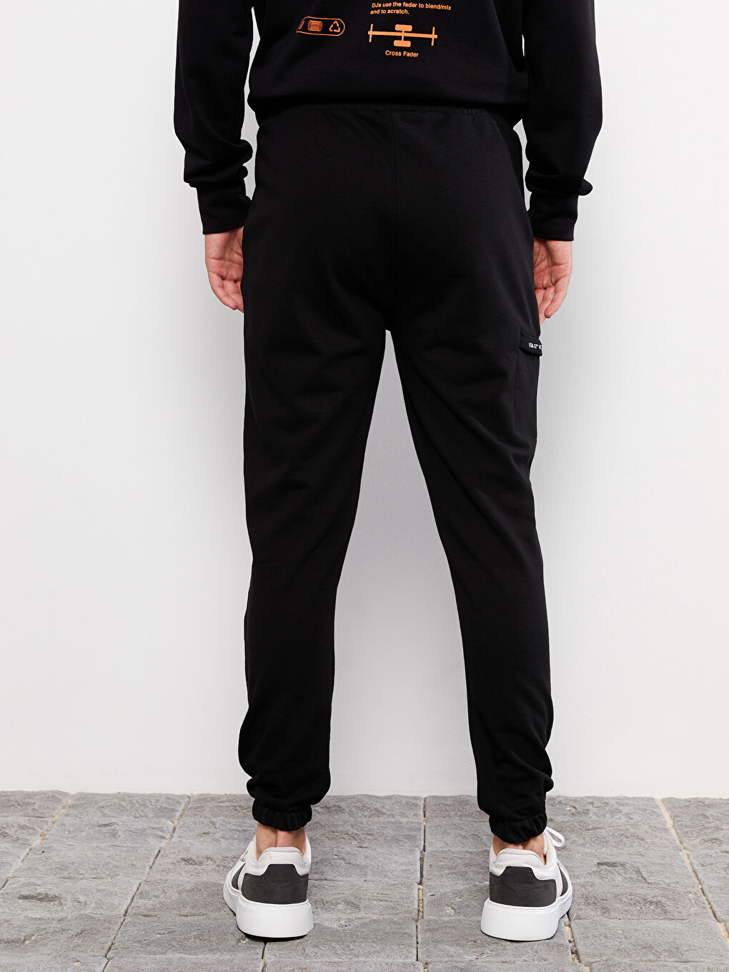 Siyah Rahat Kalıp Erkek Jogger Eşofman Altı-4