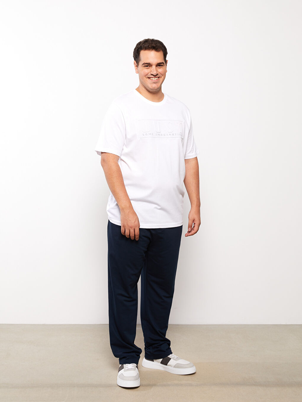 Beyaz Bisiklet Yaka Kısa Kollu Baskılı Penye Erkek Tişört-2