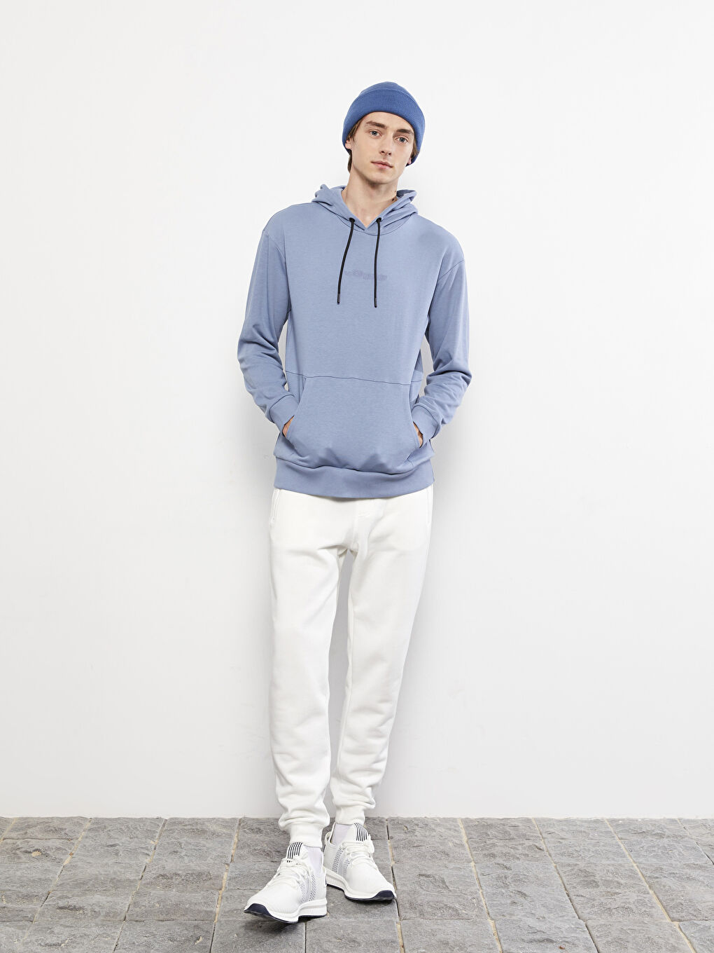 Mavi Uzun Kollu Baskılı Erkek Hoodie-1