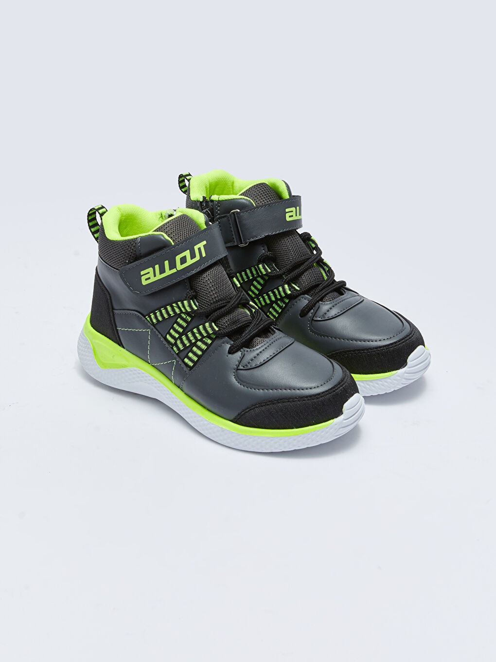 Ботинки для мальчиков с принтом и застежкой-липучкой