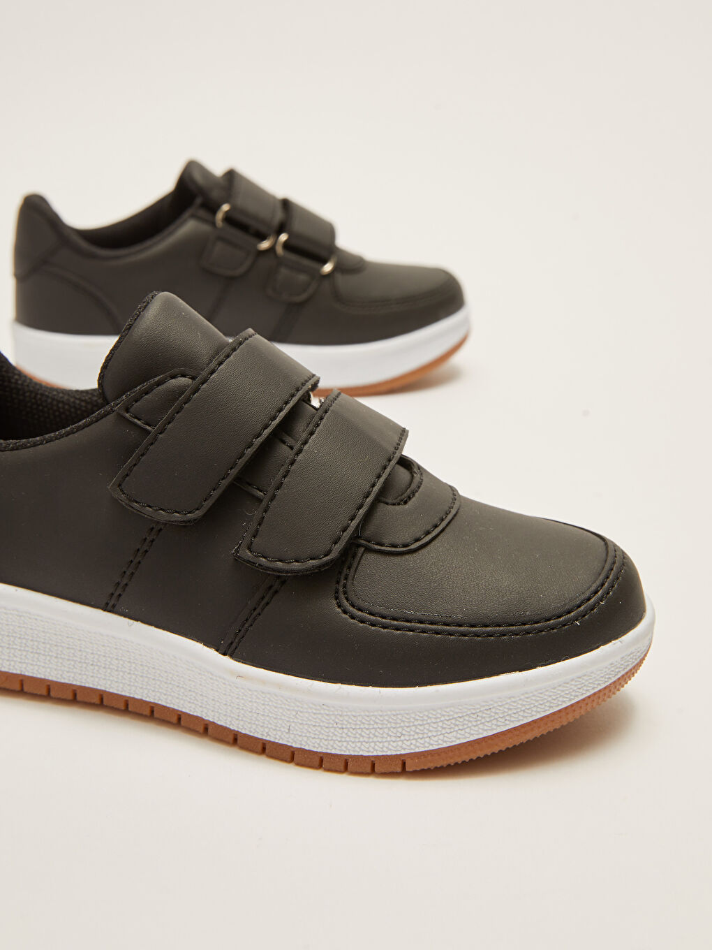 Sneaker für Jungen mit Haken und Schlaufe-2