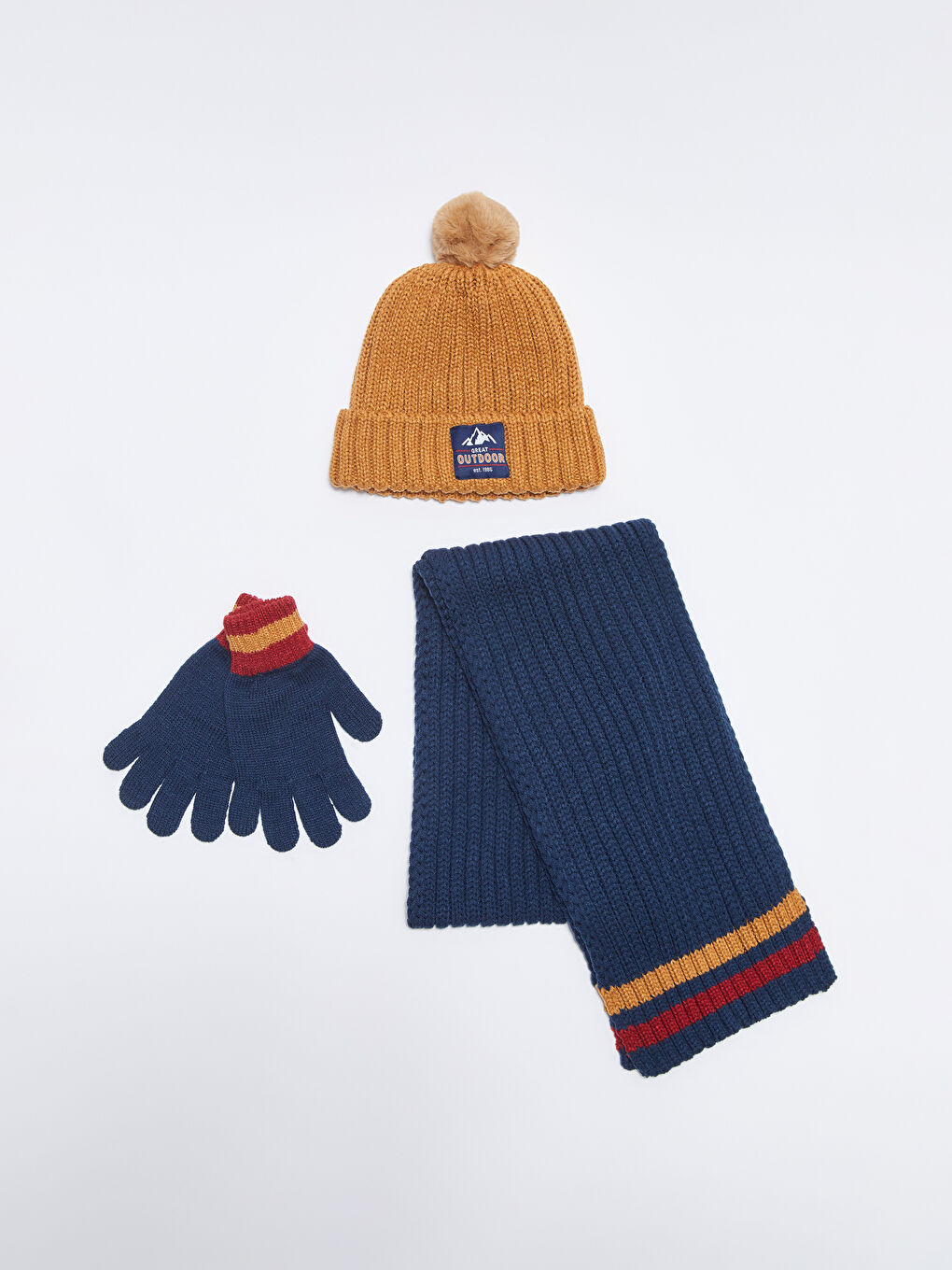 LC Waikiki Color Block Boy Scarf, Beanie and Glove Set -W29080Z4-GZ9