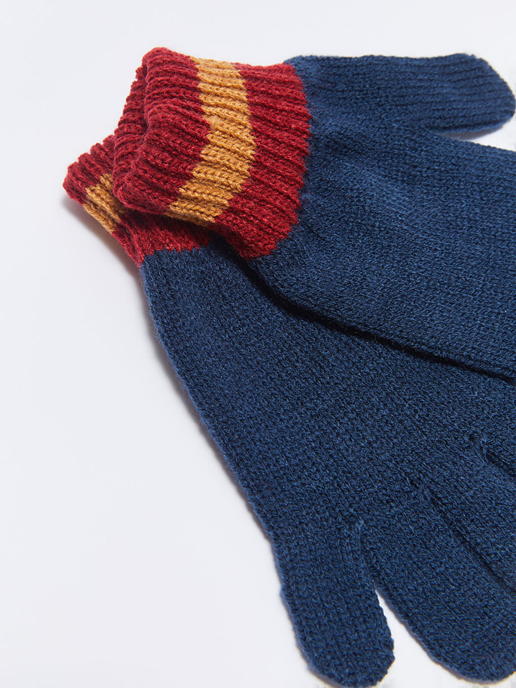 LC Waikiki Color Block Boy Scarf, Beanie and Glove Set -W29080Z4-GZ9