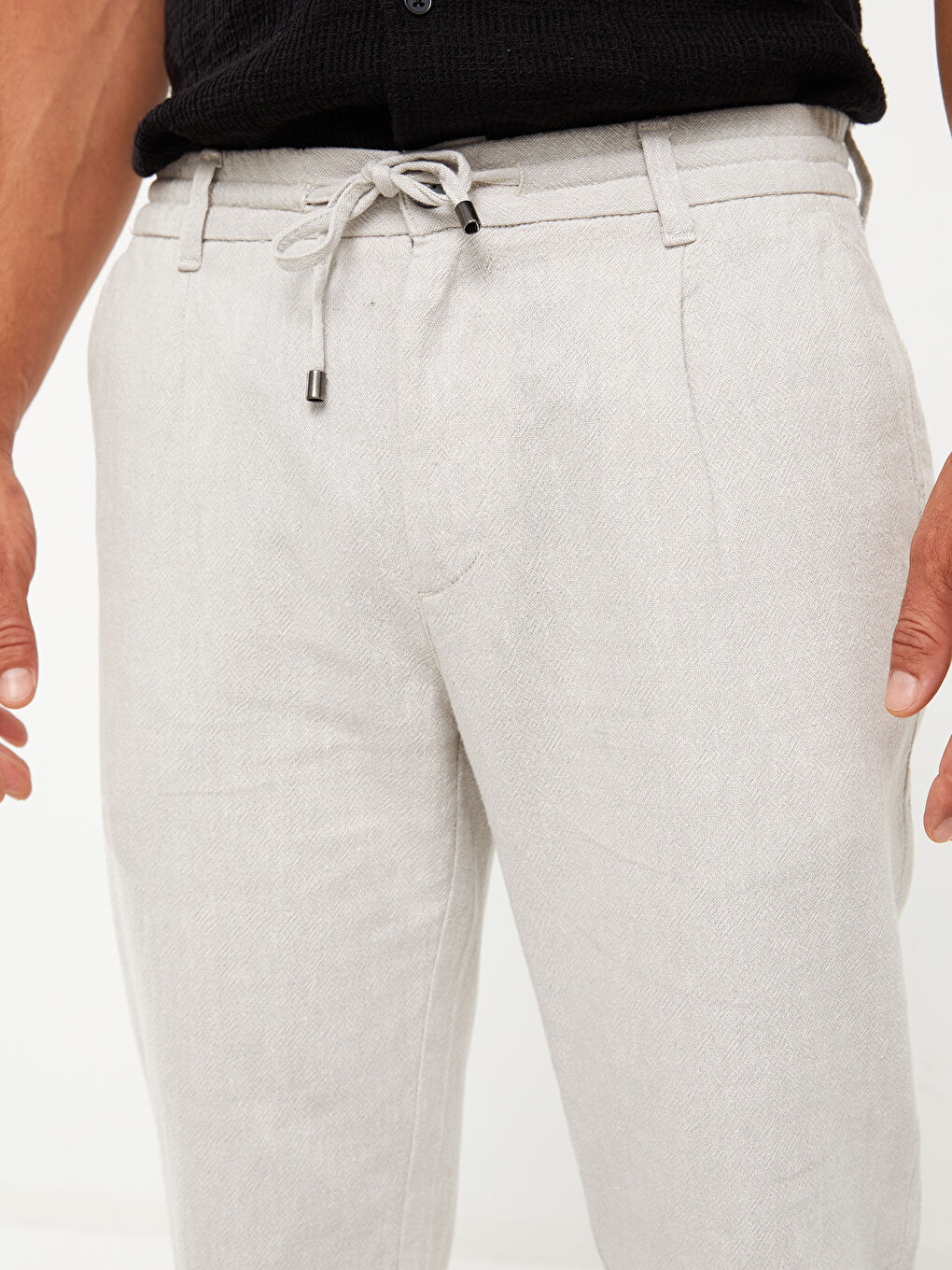 Carrot Fit Men's Trousers-4