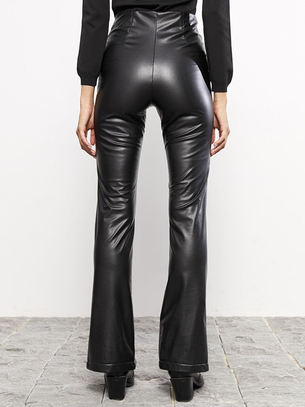 Standard Fit Regular Faux Leather Women's Trousers-4