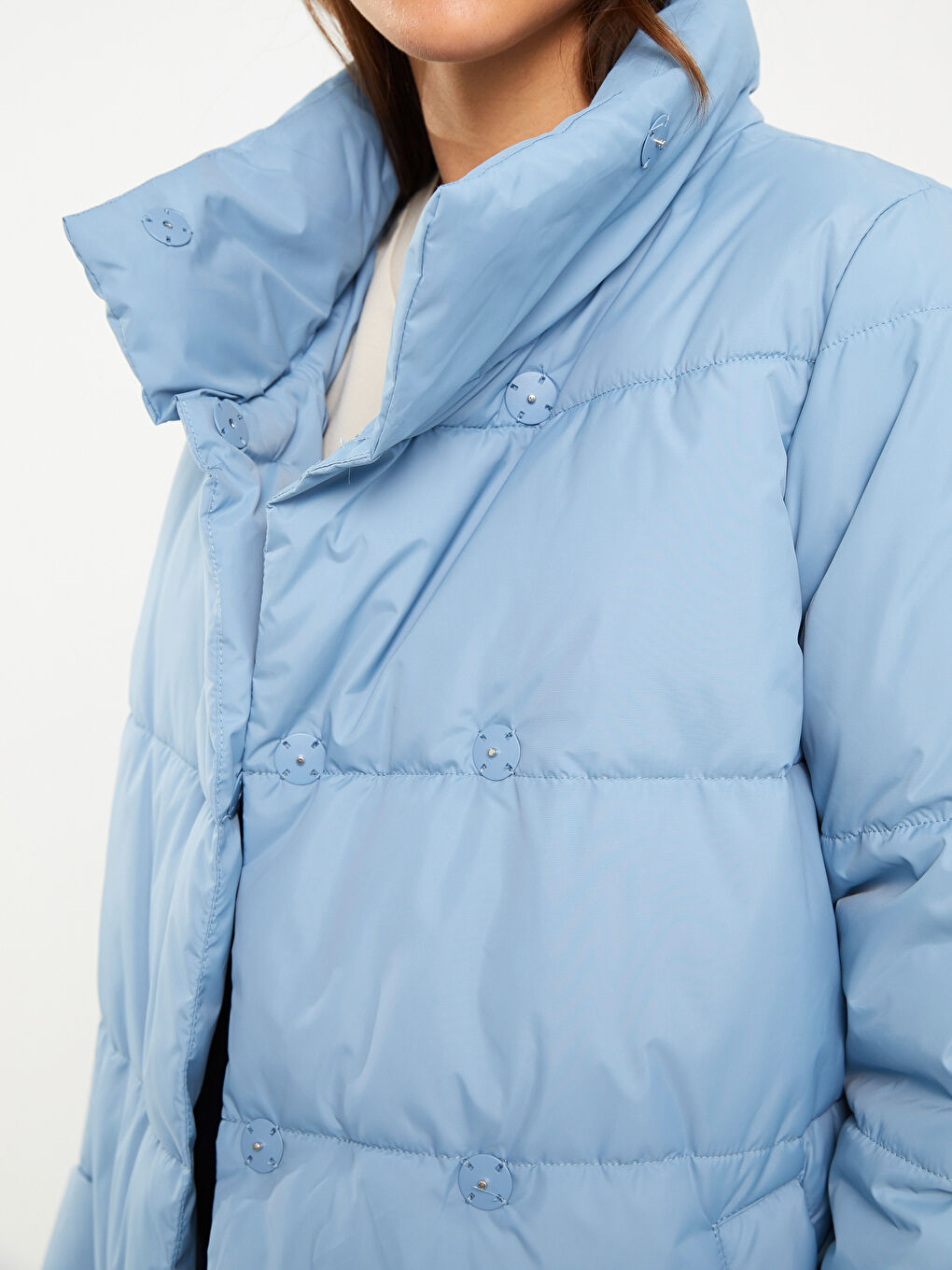 Mavi Dik Yaka Düz Uzun Kollu Kadın Şişme Mont-4