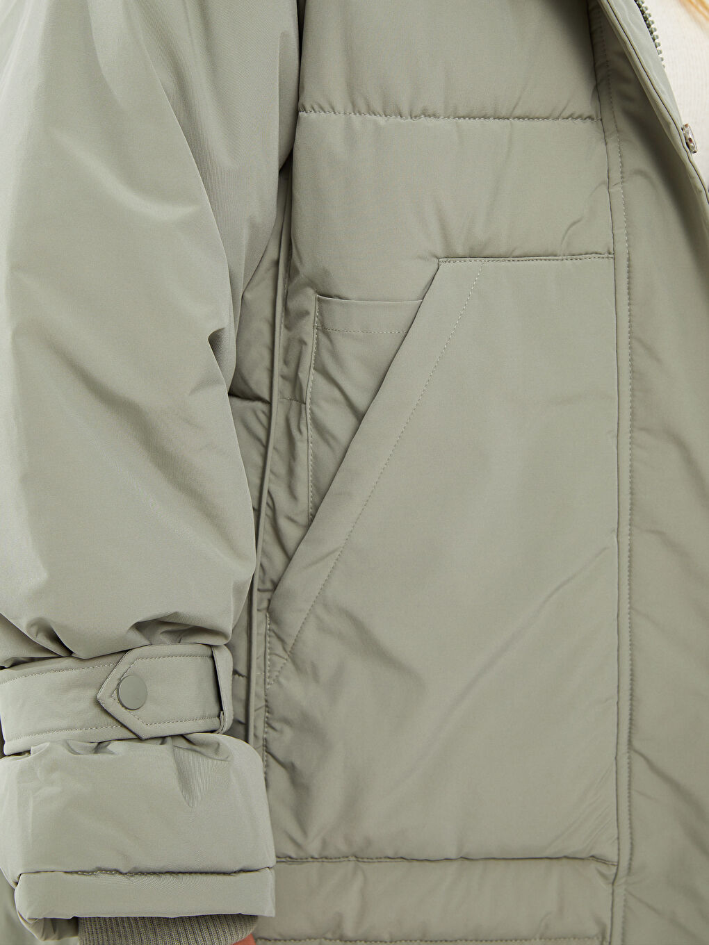 Yeşil Kadın Kapüşonlu Düz Parka-5