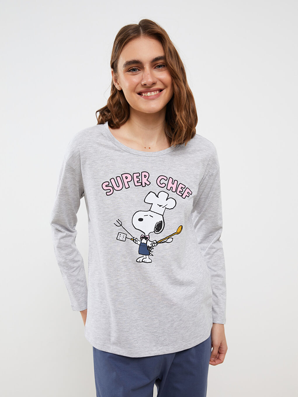 LCW DREAM İndigo Bisiklet Yaka Snoopy Baskılı Uzun Kollu Kadın Pijama Takımı - 1