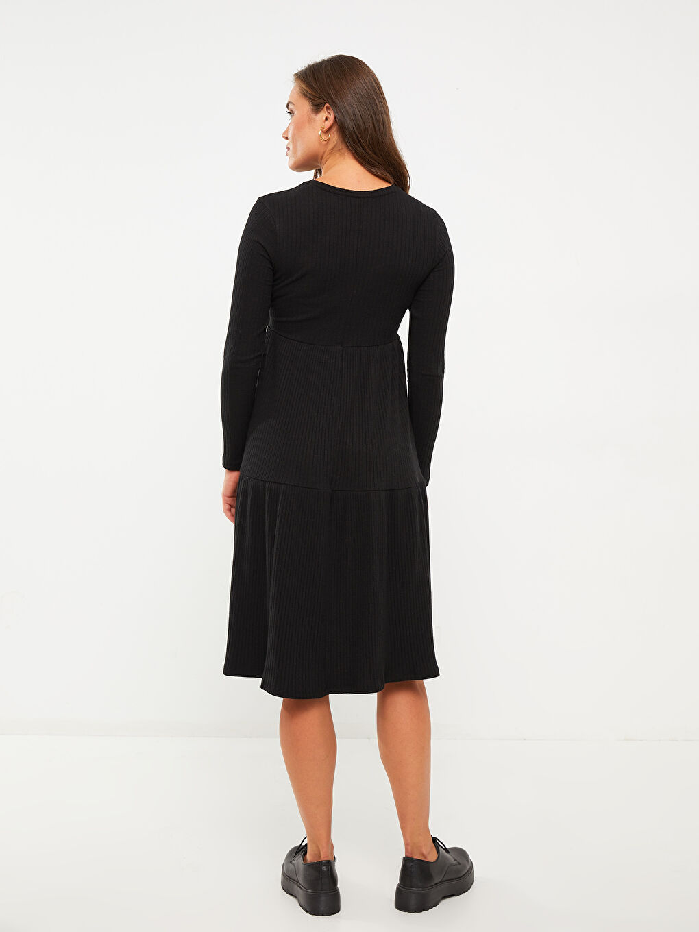 Siyah Bisiklet Yaka Düz Uzun Kollu Hamile Elbise-4