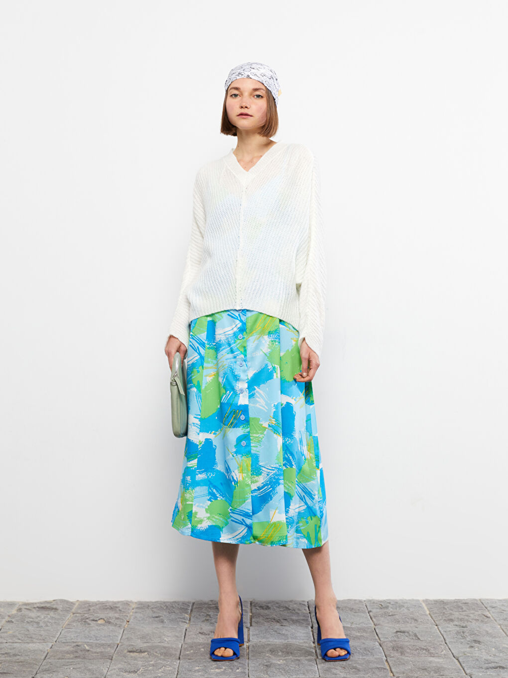 Ekru V Yaka Düz Uzun Kollu Kadın Triko Kazak