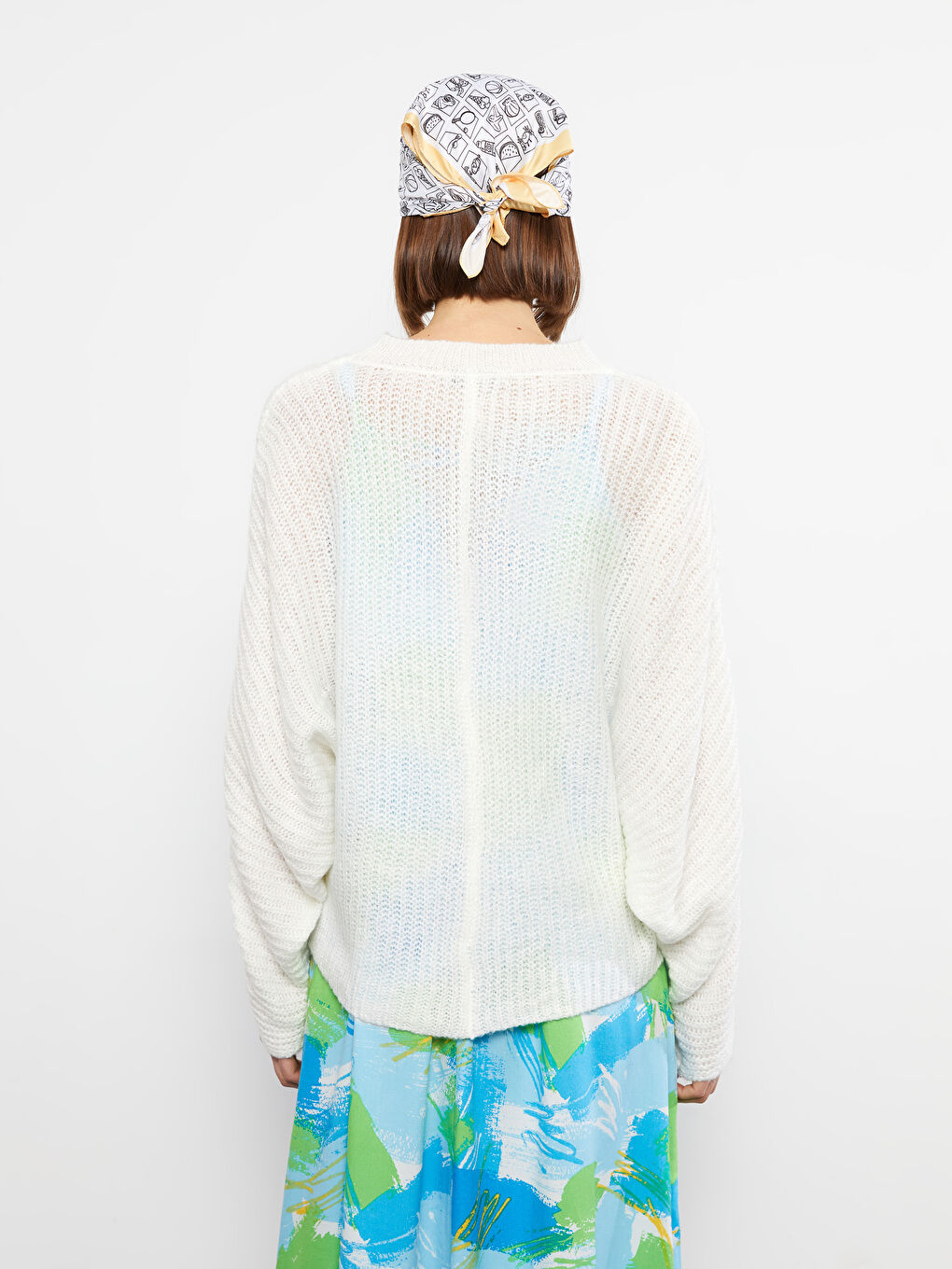 Ekru V Yaka Düz Uzun Kollu Kadın Triko Kazak-3