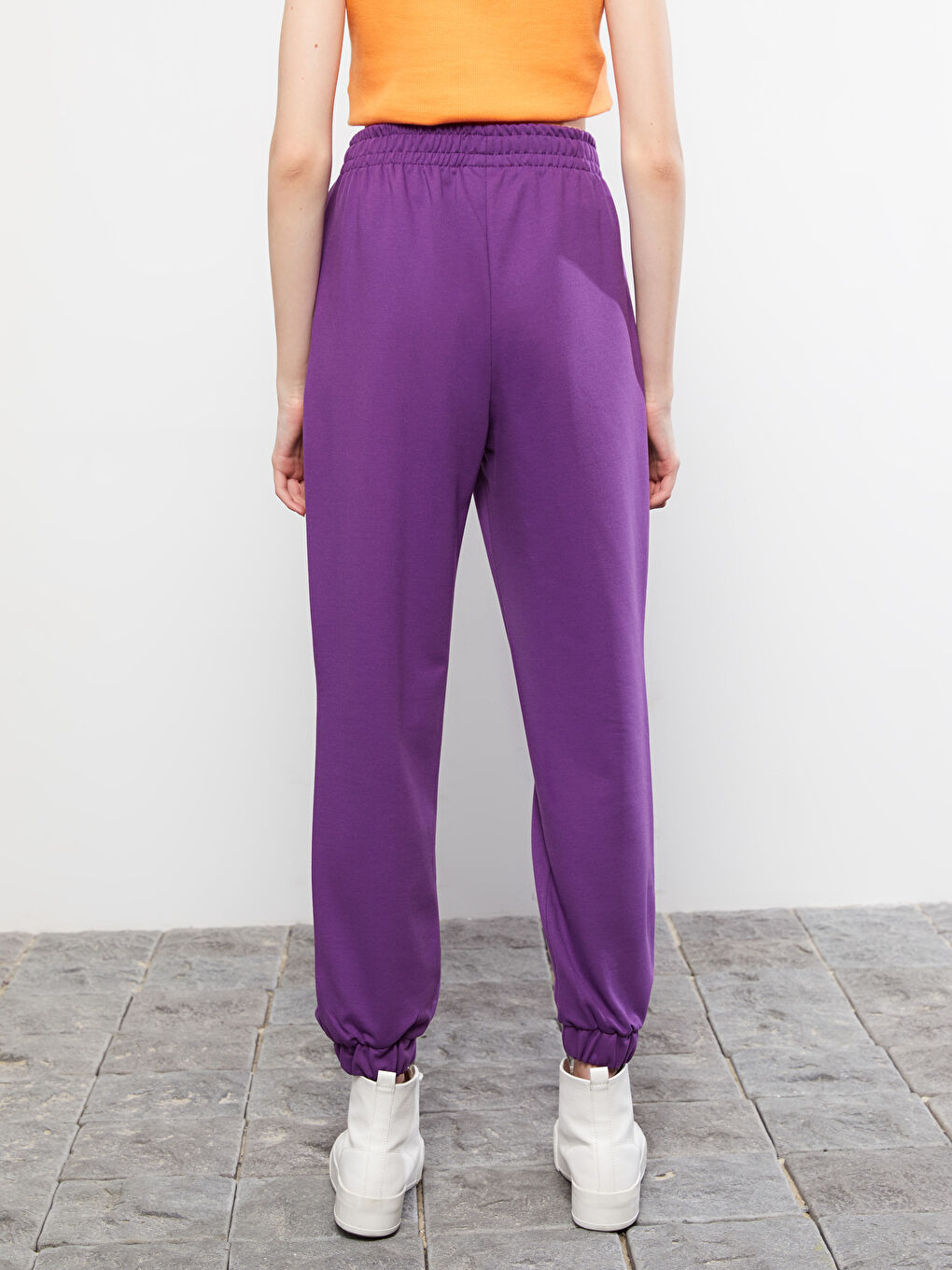 بنطلون رياضي بخصر مطاطي بتفاصيل جيب مطبوع للسيدات-3