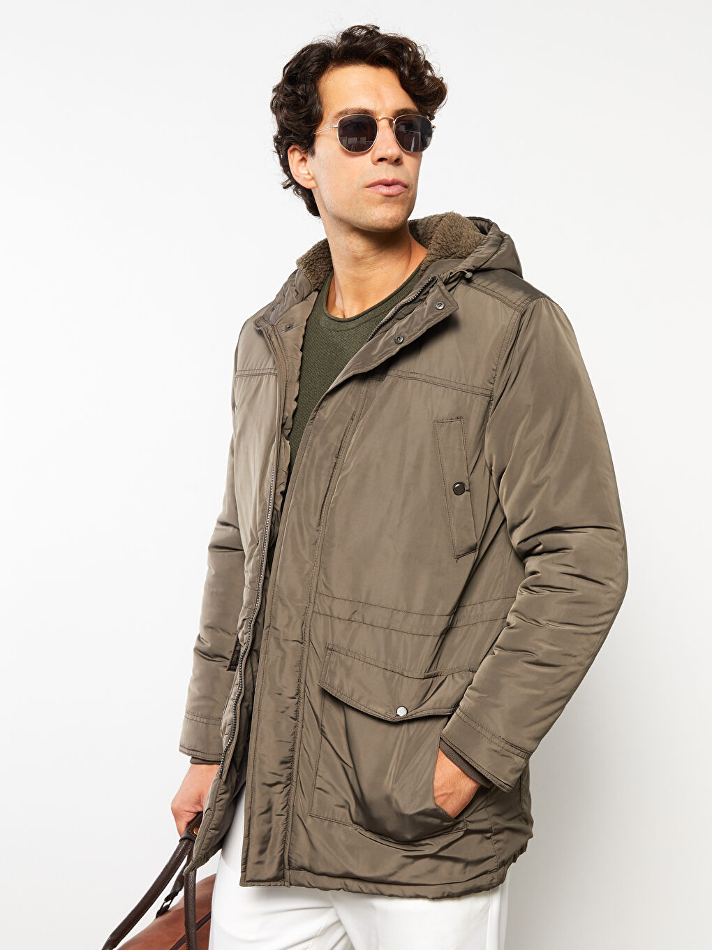 LCWAIKIKI Classic Haki Standart Kalıp Kapüşonlu Erkek Parka - 3