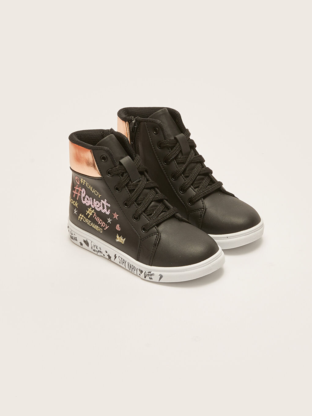 Siyah Yazı Nakışlı Kız Çocuk Bilek Boy Spor Ayakkabı-1