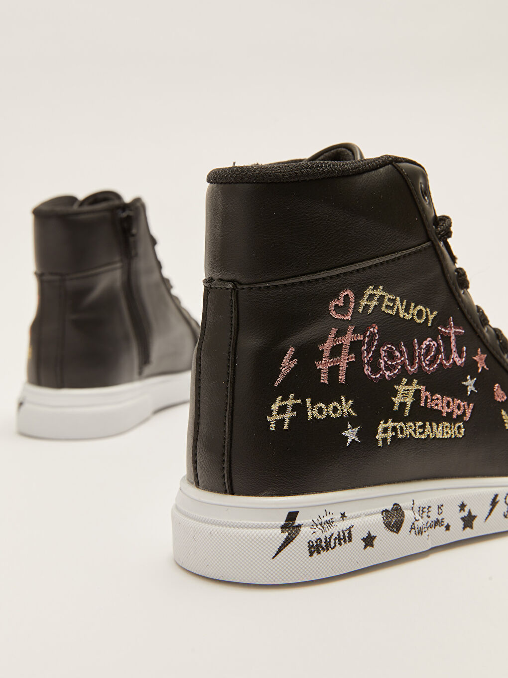 Siyah Yazı Nakışlı Kız Çocuk Bilek Boy Spor Ayakkabı-8