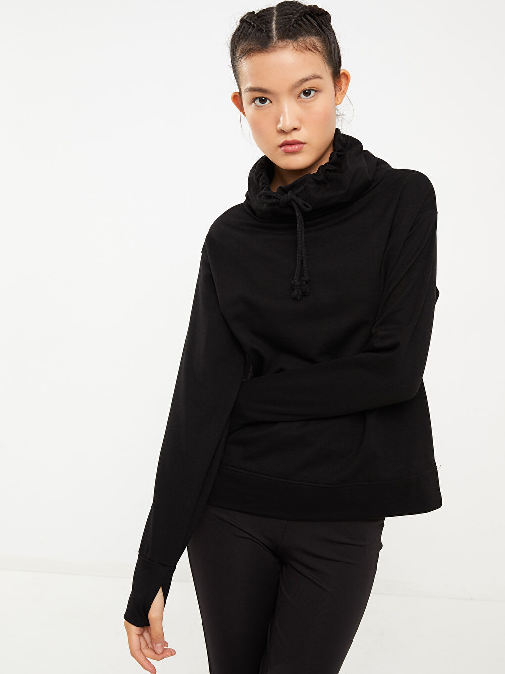 XSIDE ACTIVE Siyah Keşiş Yaka Düz Uzun Kollu Kadın Sweatshirt - 1