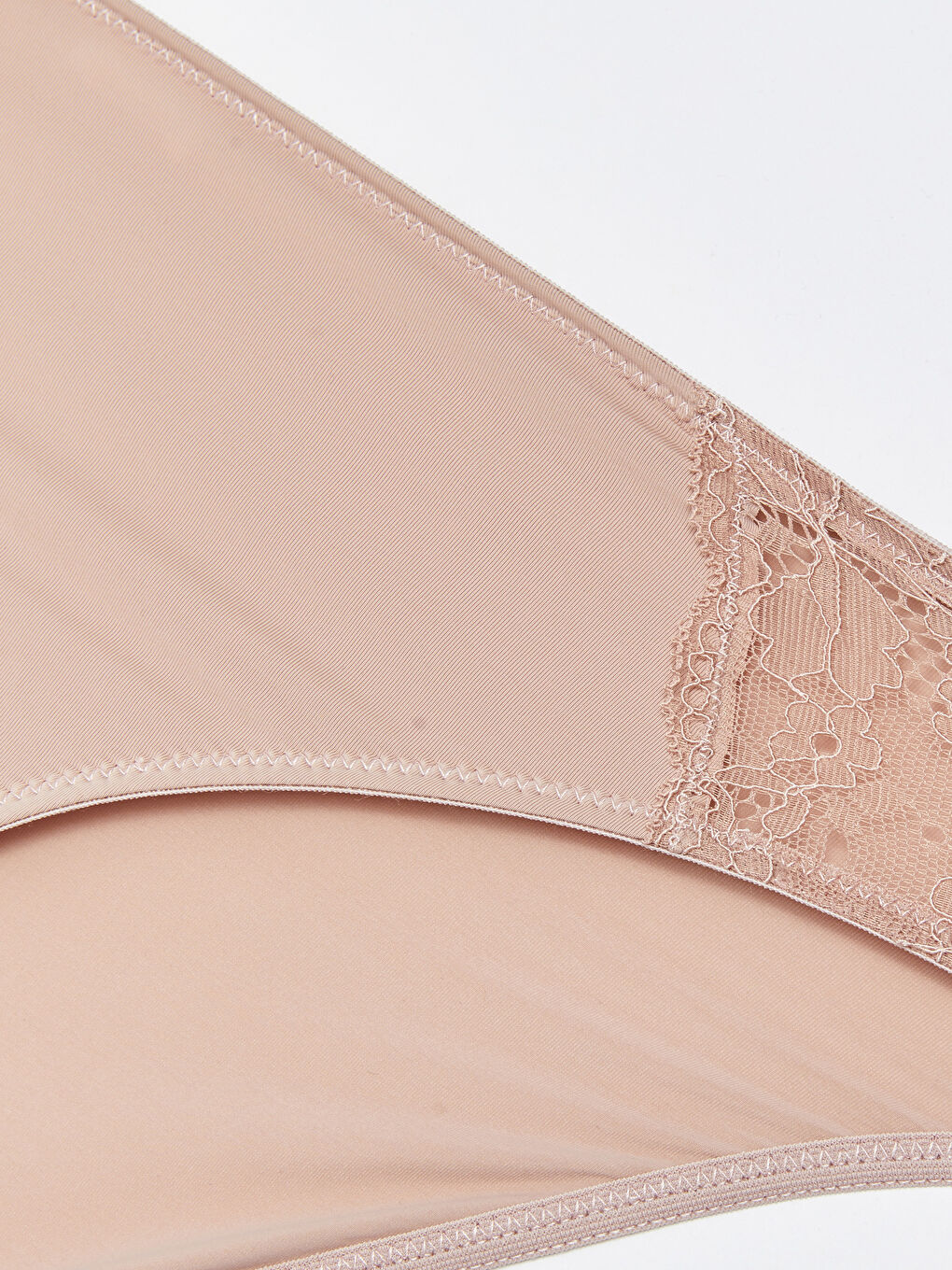Lace Detailed Briefs-2