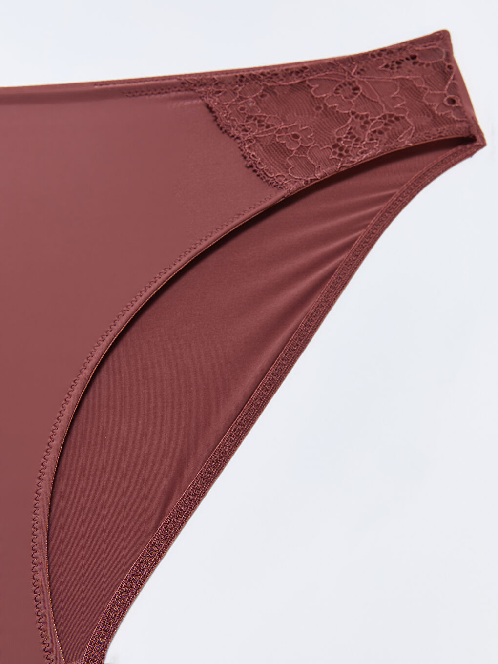 Lace Detailed Briefs-2