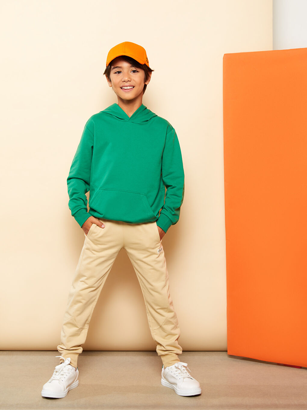 Yeşil Kapüşonlu Basic Uzun Kollu Erkek Çocuk Sweatshirt